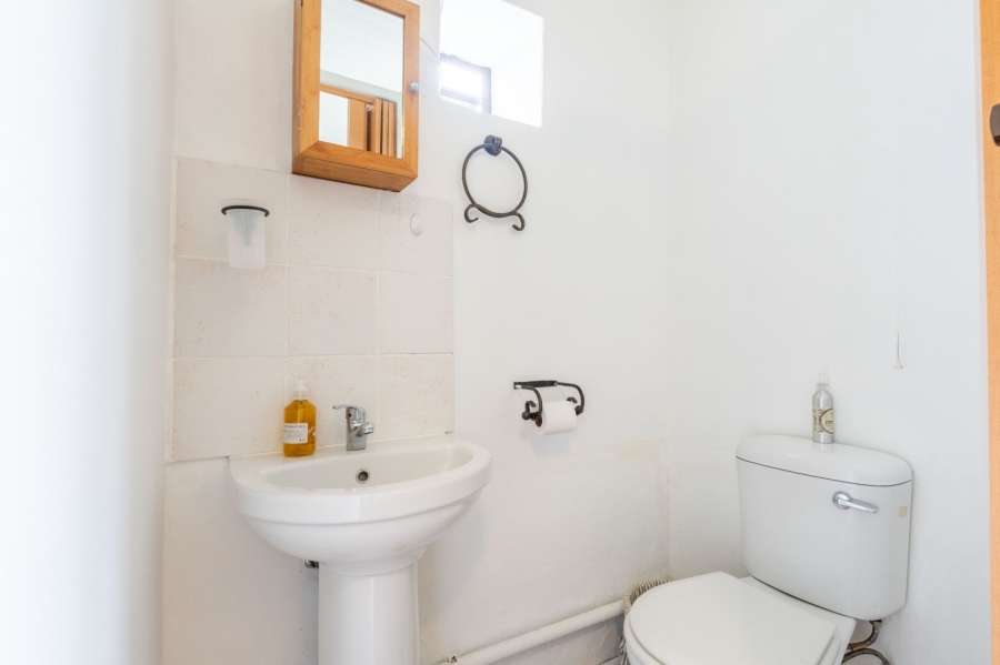 4 Bedroom Property for Sale in Hoekwil Western Cape